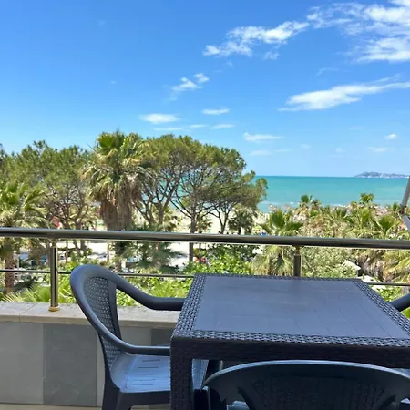 Apartment Qerret Sea View *